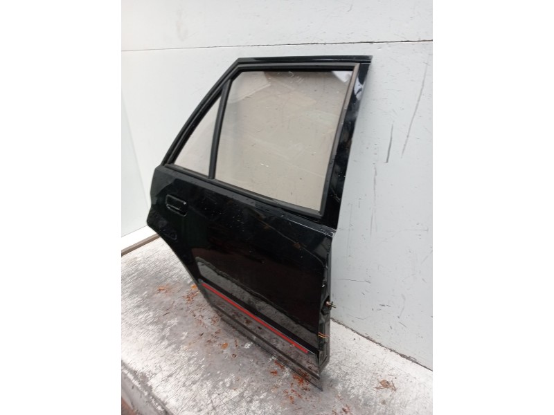 Recambio de puerta trasera derecha para ford orion ii (aff) 1.6 i referencia OEM IAM  4P 