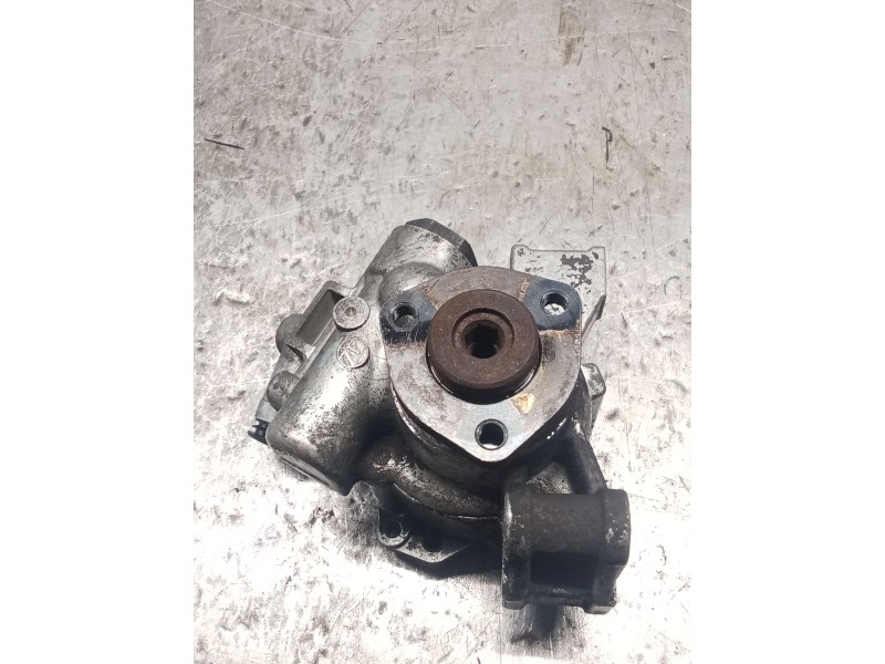 Recambio de bomba direccion para mercedes-benz clase c (w203) c 270 cdi (203.016) referencia OEM IAM A0024669401  