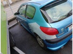 peugeot 206 berlina del año 2001 2