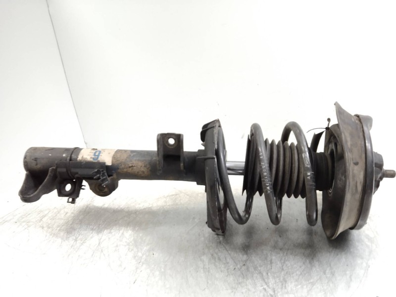 Recambio de amortiguador delantero izquierdo para mercedes clase c (w203) berlina 2.0 cat referencia OEM IAM A2033201630  