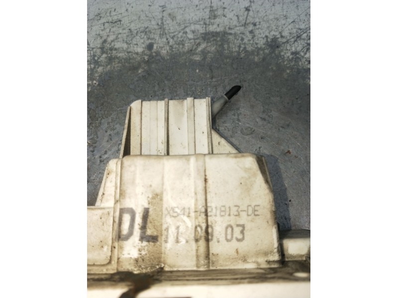 Recambio de motor cierre centralizado delantero izquierdo para ford mondeo iii sedán (b4y) 1.8 16v referencia OEM IAM XS41A21813