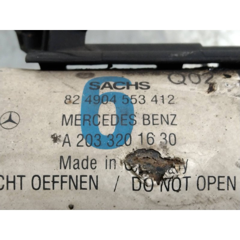 Recambio de amortiguador delantero izquierdo para mercedes clase c (w203) berlina 2.0 cat referencia OEM IAM A2033201630  