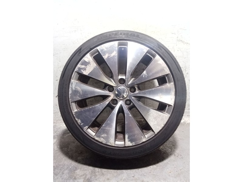 Recambio de juego llantas para volkswagen golf vi (5k1) 2.0 tdi referencia OEM IAM 225/40Z R18 92Y   Recambio de juego llantas para volkswagen golf vi (5k1) 2.0 tdi referencia OEM IAM 225/40Z R18 92Y