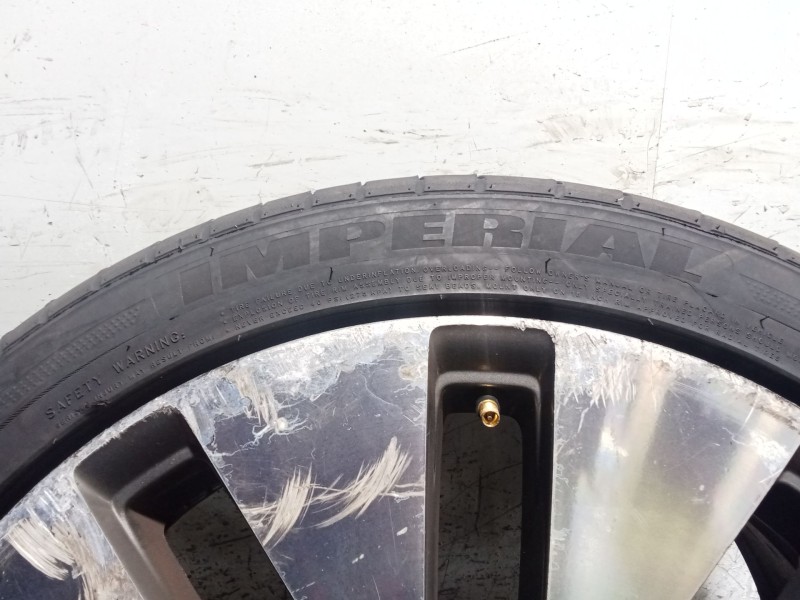 Recambio de juego llantas para volkswagen golf vi (5k1) 2.0 tdi referencia OEM IAM 225/40Z R18 92Y   Recambio de juego llantas para volkswagen golf vi (5k1) 2.0 tdi referencia OEM IAM 225/40Z R18 92Y