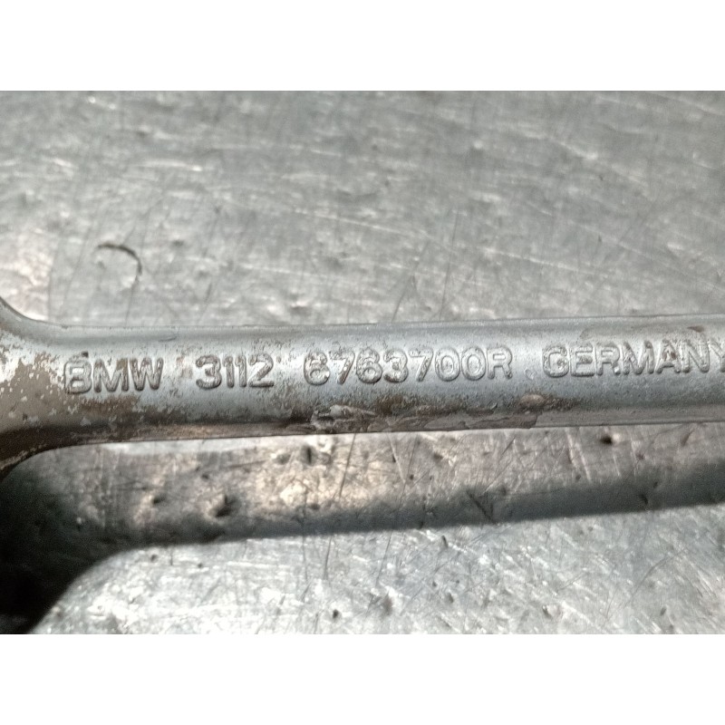 Recambio de brazo suspension inferior delantero derecho para bmw 3 touring (e91) 320 d referencia OEM IAM 6763700R  
