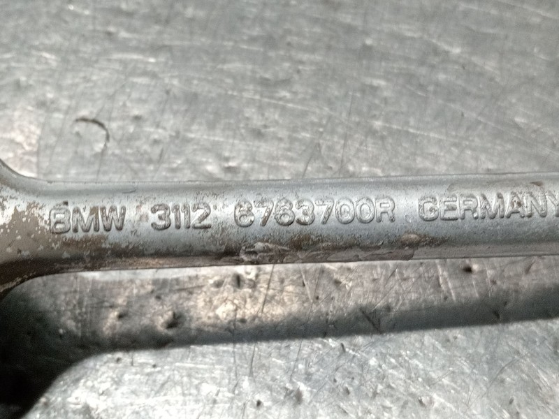 Recambio de brazo suspension inferior delantero derecho para bmw 3 touring (e91) 320 d referencia OEM IAM 6763700R  