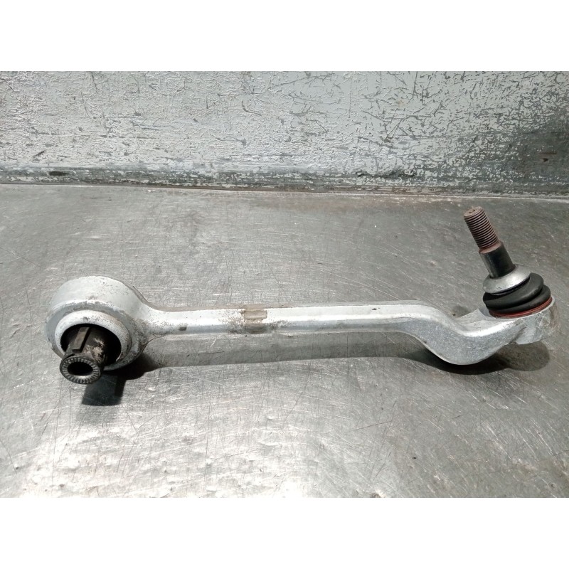 Recambio de brazo suspension inferior delantero izquierdo para bmw 3 touring (e91) 320 d referencia OEM IAM 6763699L  