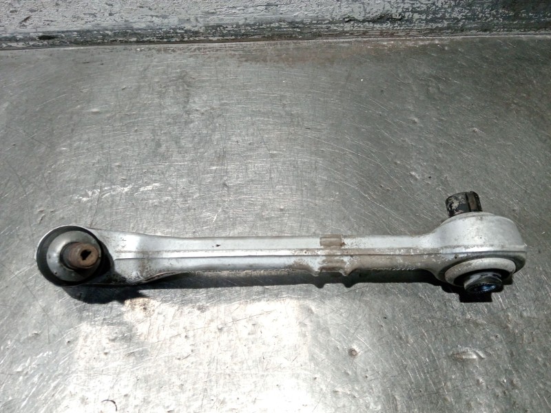 Recambio de brazo suspension inferior delantero izquierdo para bmw 3 touring (e91) 320 d referencia OEM IAM 6763699L  