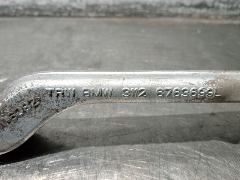 Recambio de brazo suspension inferior delantero izquierdo para bmw 3 touring (e91) 320 d referencia OEM IAM 6763699L  