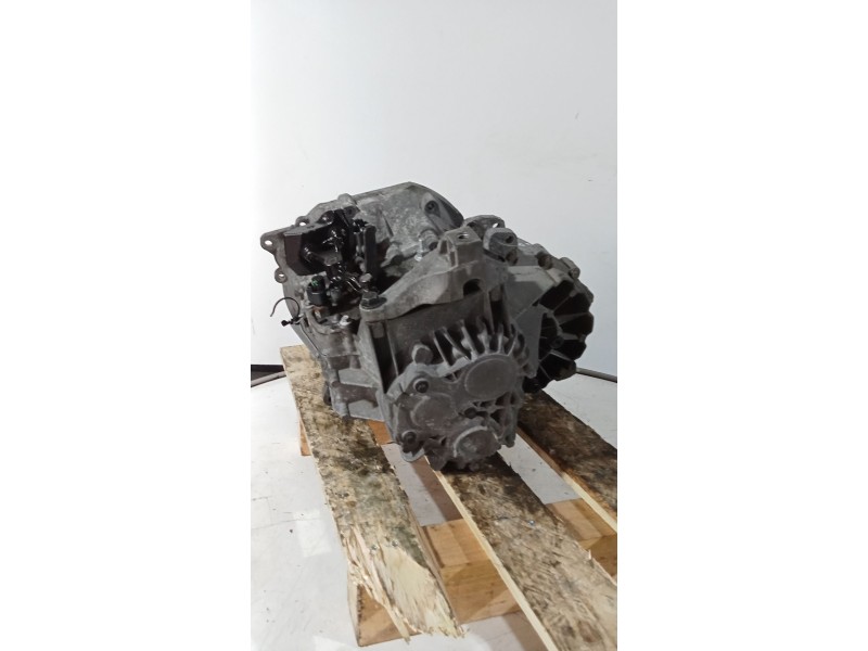 Recambio de caja cambios para volvo v50 (545) 2.0 d referencia OEM IAM 4M5R7002CE 6v TIGA1141204100106