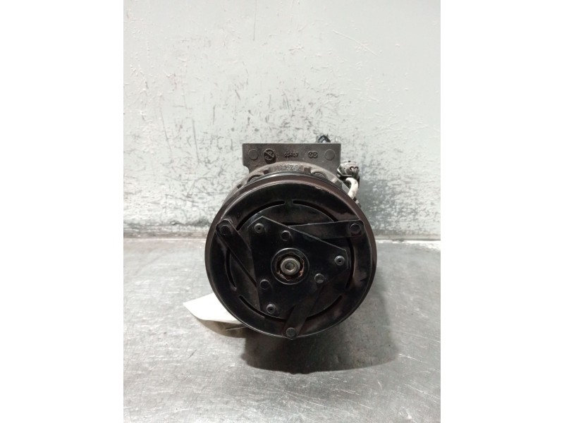 Recambio de compresor aire acondicionado para renault laguna iii (bt0/1) 2.0 16v (bt05, bt0f, bt0w) referencia OEM IAM 820072078