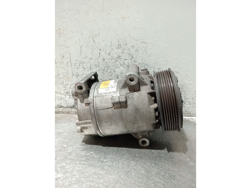 Recambio de compresor aire acondicionado para renault scénic ii (jm0/1_) 1.9 dci (jm0g, jm12, jm1g, jm2c) referencia OEM IAM 820