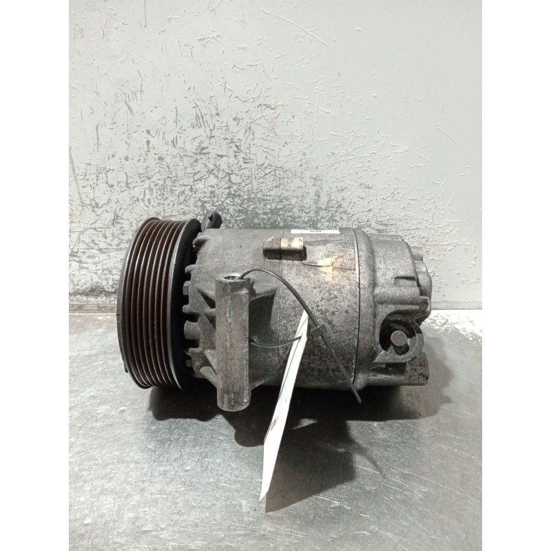 Recambio de compresor aire acondicionado para renault scénic ii (jm0/1_) 1.9 dci (jm0g, jm12, jm1g, jm2c) referencia OEM IAM 820