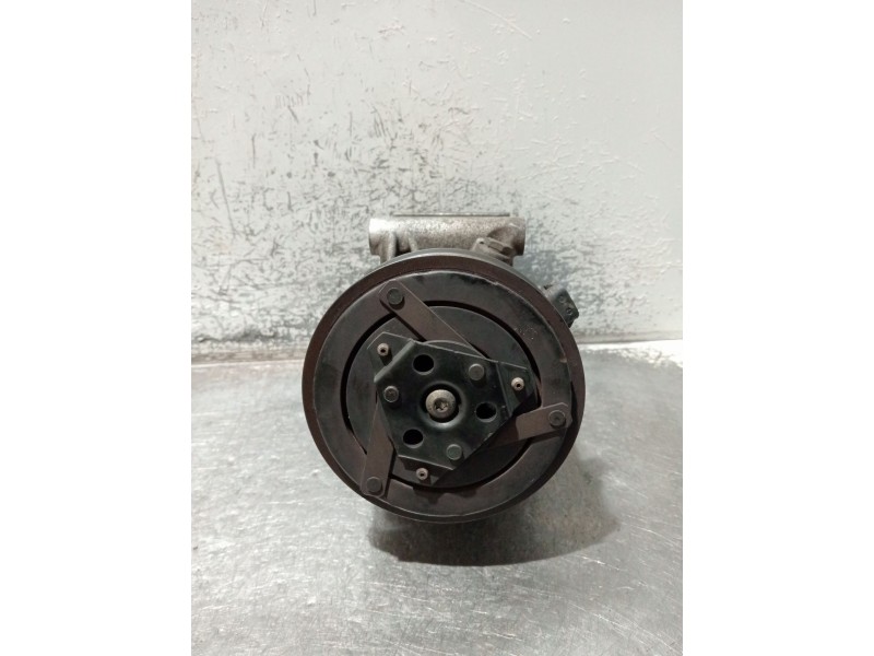 Recambio de compresor aire acondicionado para renault scénic ii (jm0/1_) 1.9 dci (jm0g, jm12, jm1g, jm2c) referencia OEM IAM 820