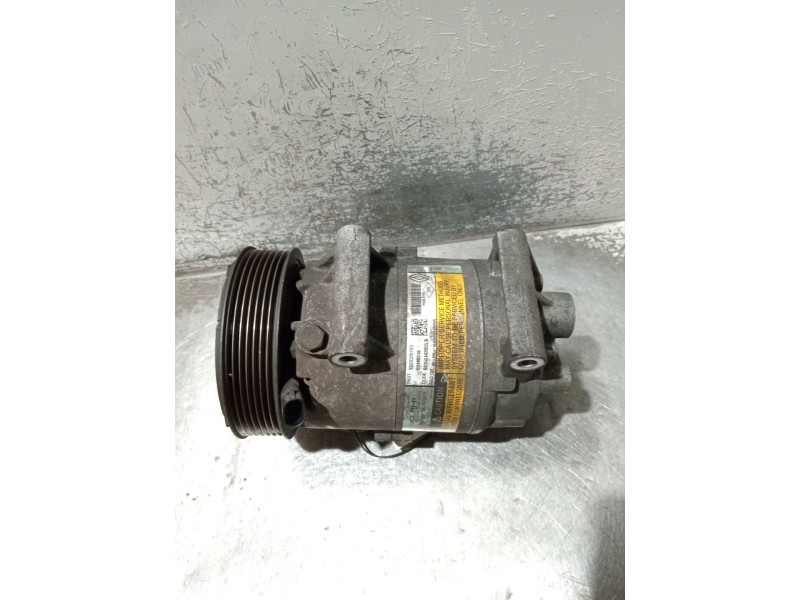 Recambio de compresor aire acondicionado para renault scénic ii (jm0/1_) 1.9 dci (jm0g, jm12, jm1g, jm2c) referencia OEM IAM 820