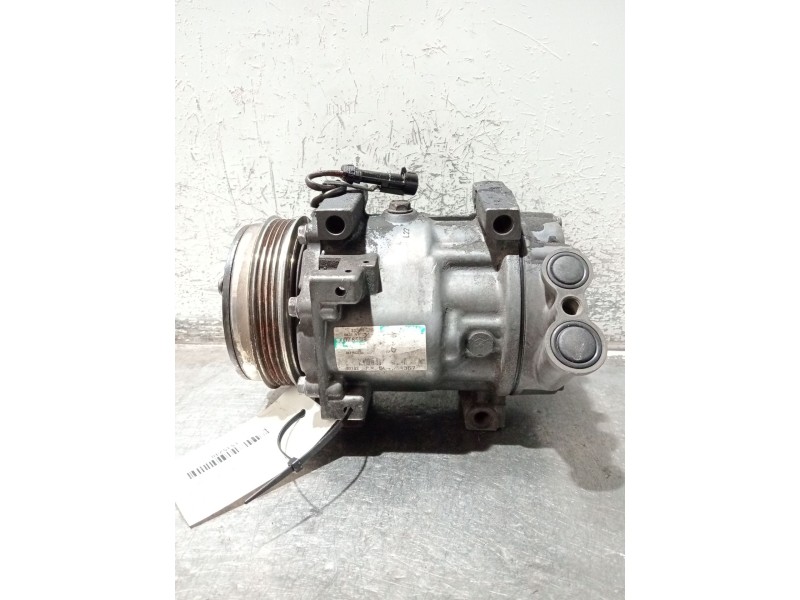 Recambio de compresor aire acondicionado para fiat ducato furgoneta (250_) 130 multijet 2,3 d referencia OEM IAM 504384357  