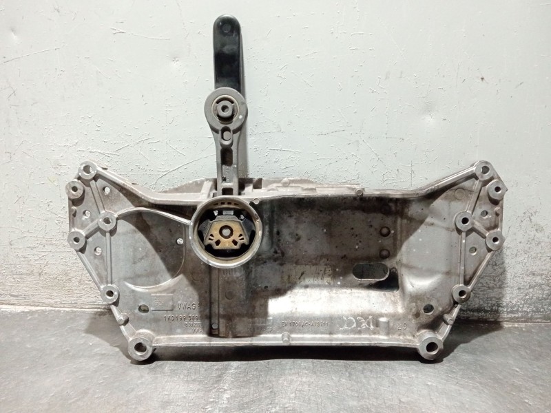 Recambio de puente delantero para seat leon (1p1) 1.4 tsi referencia OEM IAM 1K0199396G CUNA 