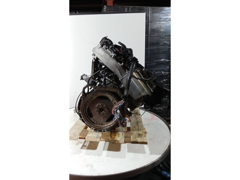 Recambio de motor completo para mercedes-benz clase c (w203) c 270 cdi (203.016) referencia OEM IAM 612962 BOSCH 30131914