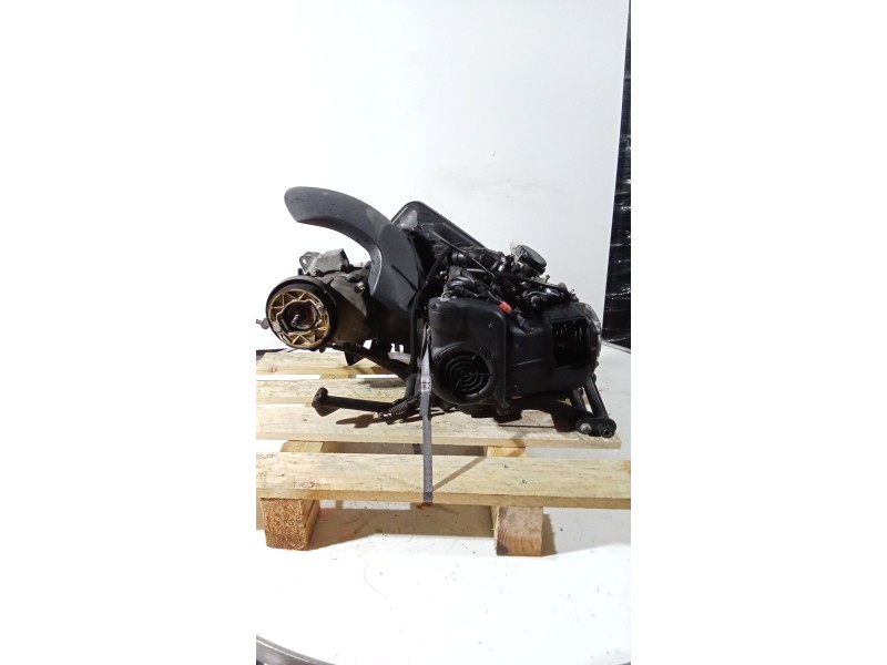 Recambio de motor completo para piaggio x8 x8 125 premium (m36) referencia OEM IAM N491M  3478