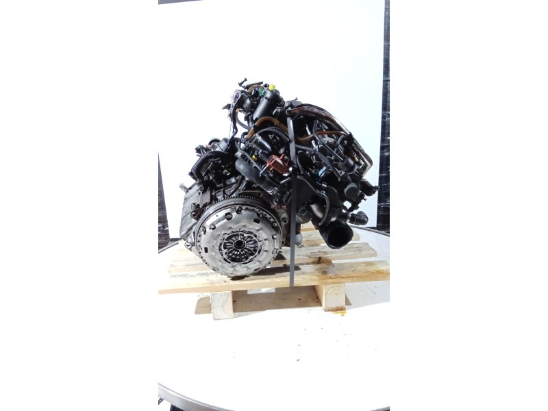 Recambio de motor completo para volvo v50 (545) 2.0 d referencia OEM IAM D420T4 siemenes 6901252