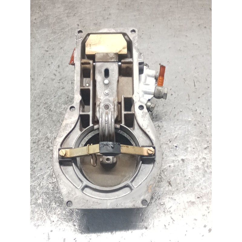 Recambio de caudalimetro para ford orion ii (aff) 1.6 i referencia OEM IAM 0438120199 0438100121 CABEZAL INYECCIÓN