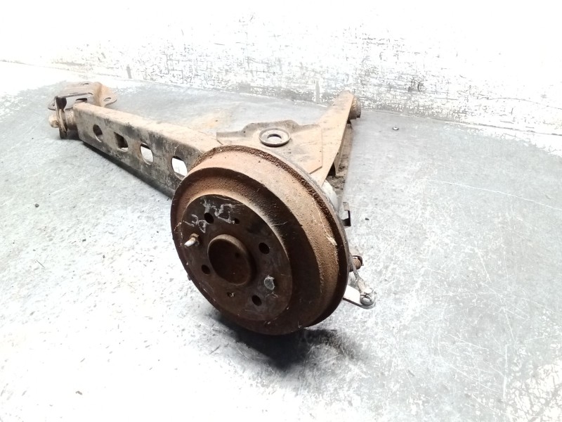 Recambio de mangueta trasera derecha para seat 600 (110b) 0.8 referencia OEM IAM   