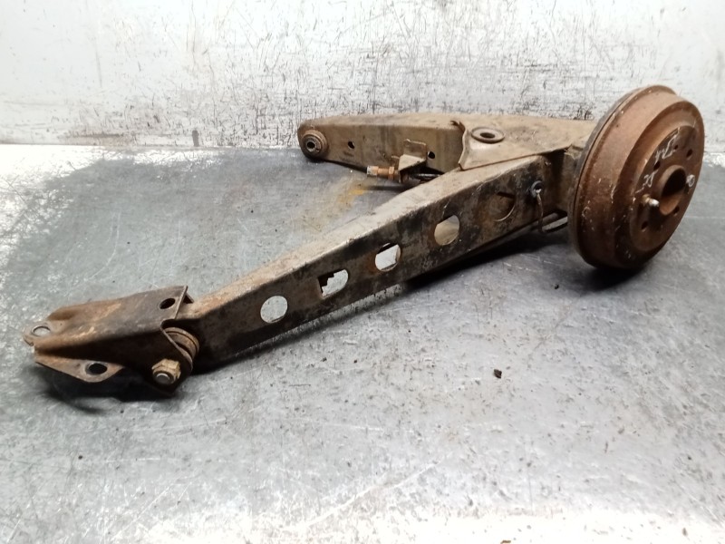 Recambio de mangueta trasera derecha para seat 600 (110b) 0.8 referencia OEM IAM   