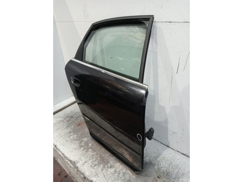 Recambio de puerta trasera derecha para audi a4 b7 (8ec) 3.0 tdi quattro referencia OEM IAM  4P 