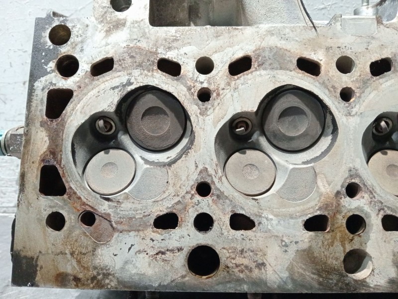 Recambio de culata para citroën saxo 1.1 image referencia OEM IAM 9619406110 HDZ 