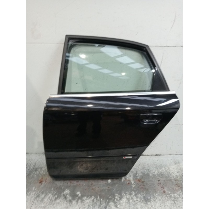 Recambio de puerta trasera izquierda para audi a4 b7 (8ec) 3.0 tdi quattro referencia OEM IAM  4P 