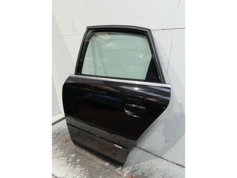 Recambio de puerta trasera izquierda para audi a4 b7 (8ec) 3.0 tdi quattro referencia OEM IAM  4P 