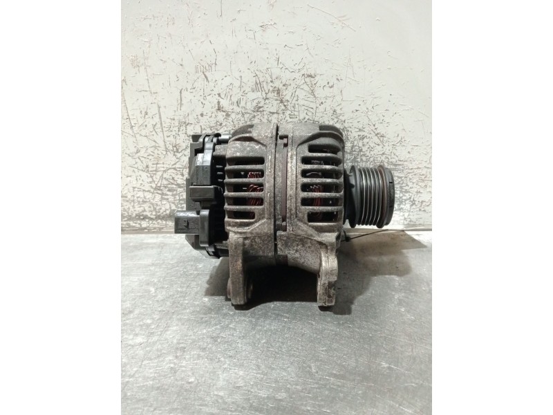 Recambio de alternador para seat toledo ii (1m2) 1.9 tdi referencia OEM IAM 038903023L 0124352001 