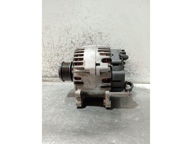 Recambio de alternador para seat leon (1p1) 1.6 referencia OEM IAM 06F903023C 140A 