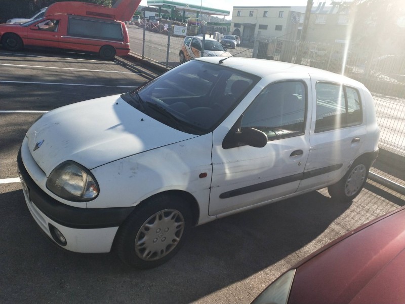renault clio ii fase i (b/cbo) del año 2000