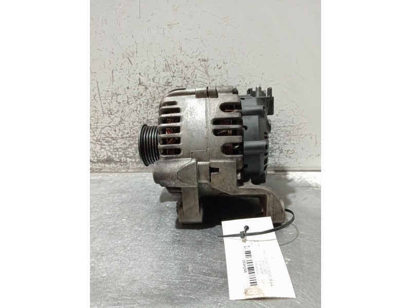 Recambio de alternador para bmw 1 (e87) 120 d referencia OEM IAM 7799180A101 254339A 150A