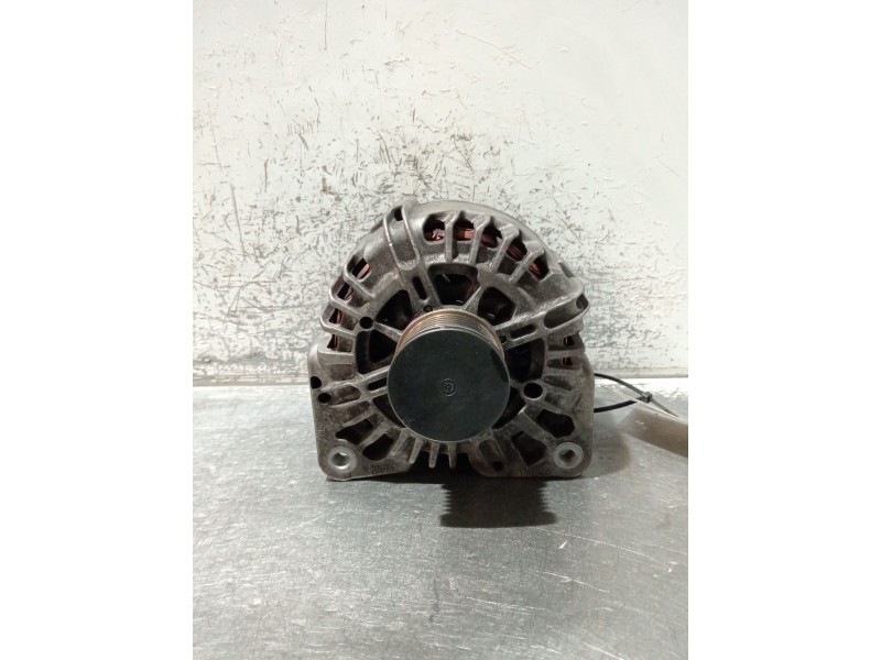 Recambio de alternador para renault laguna iii (bt0/1) 2.0 16v (bt05, bt0f, bt0w) referencia OEM IAM 231000011R TG15C123 