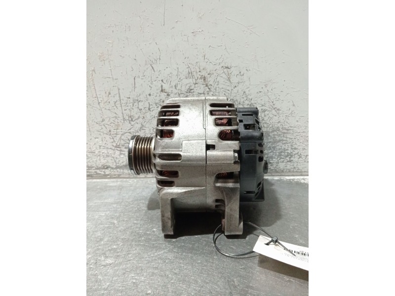 Recambio de alternador para renault laguna iii (bt0/1) 2.0 16v (bt05, bt0f, bt0w) referencia OEM IAM 231000011R TG15C123 