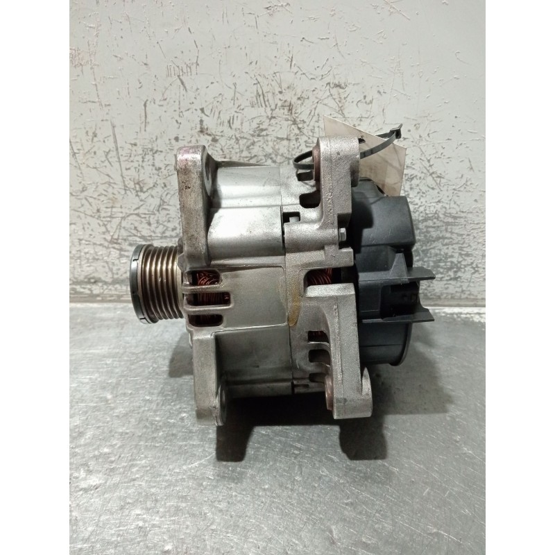 Recambio de alternador para renault laguna iii (bt0/1) 2.0 16v (bt05, bt0f, bt0w) referencia OEM IAM 231000011R TG15C123 