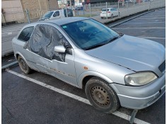 opel astra g berlina del año 1998
