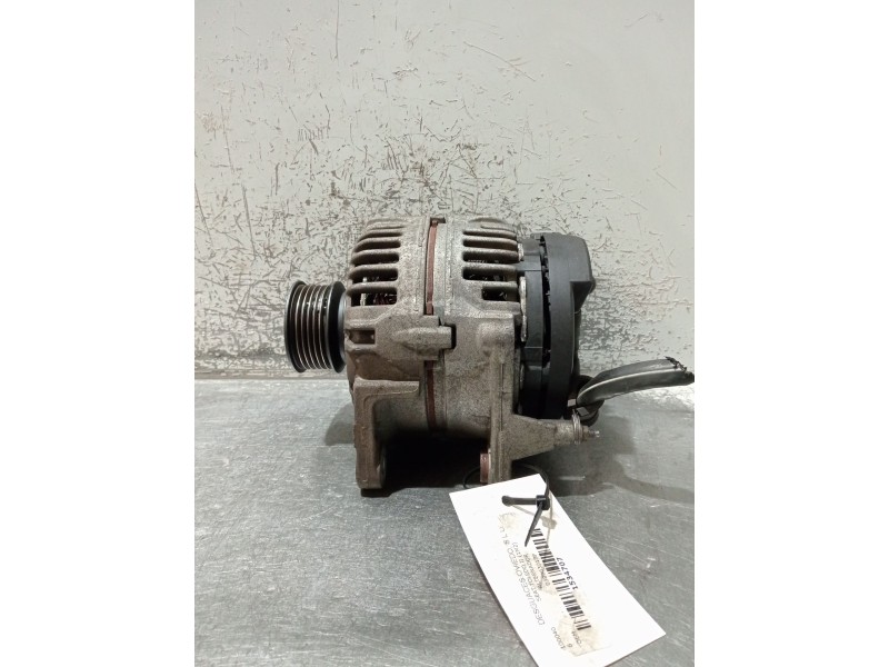 Recambio de alternador para seat toledo ii (1m2) 1.8 20v referencia OEM IAM 038903018P 90A 