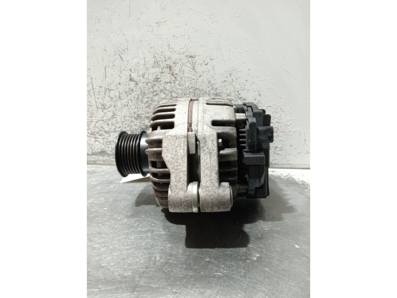 Recambio de alternador para opel astra h gtc (a04) 1.9 cdti (l08) referencia OEM IAM 0124325172 13229990 100A