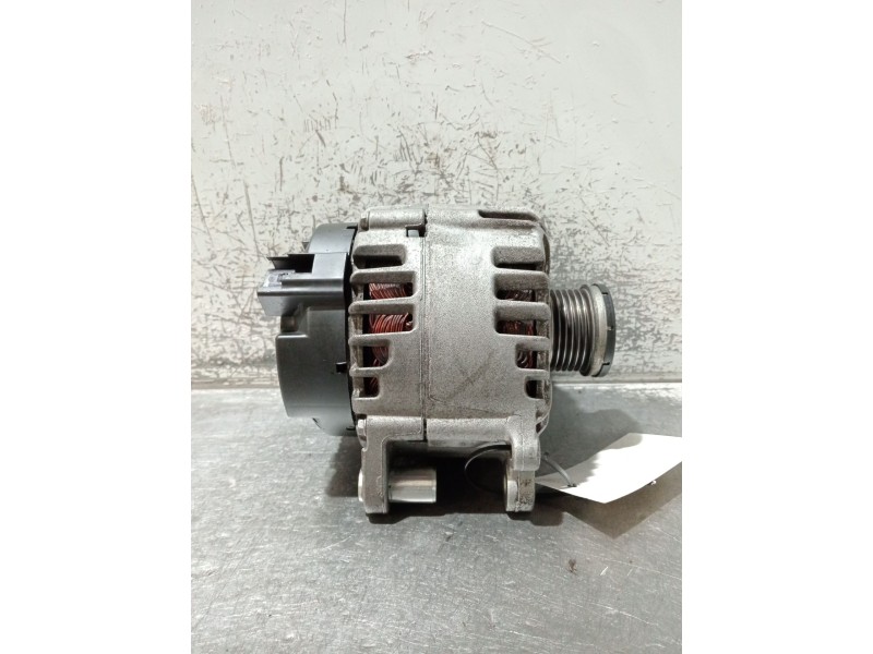 Recambio de alternador para seat leon (1p1) 1.4 tsi referencia OEM IAM 03C903025D 2607765A 