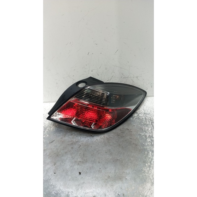 Recambio de piloto trasero derecho para opel astra h gtc (a04) 1.9 cdti (l08) referencia OEM IAM 13252444ECE 93357460SAE 