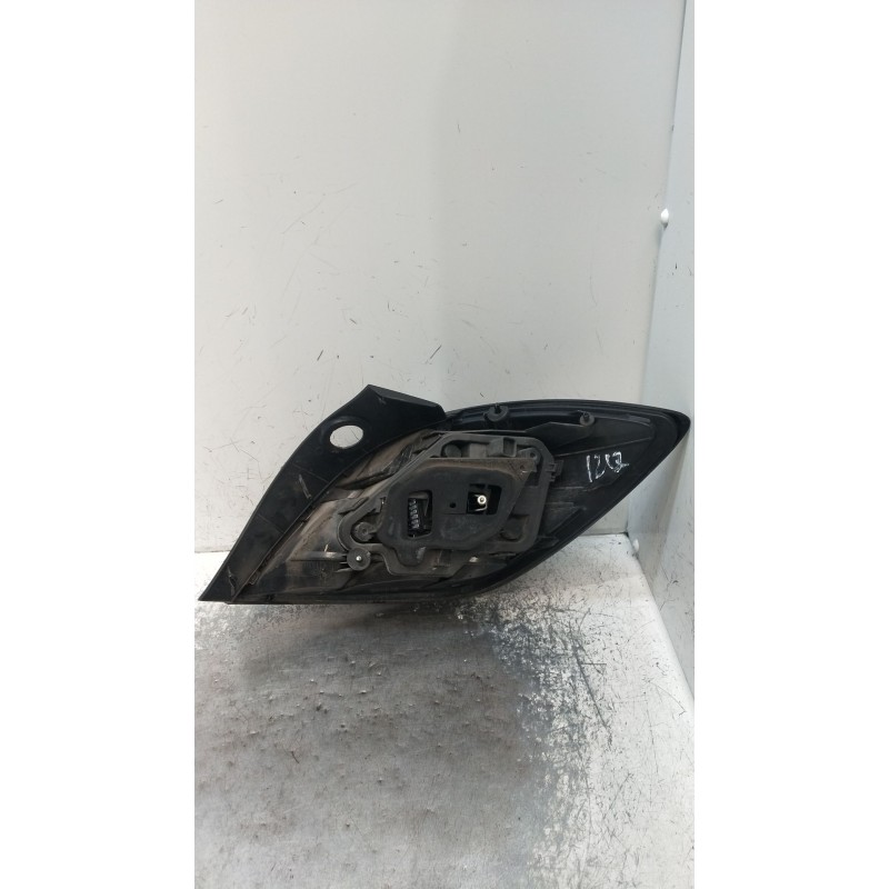 Recambio de piloto trasero izquierdo para opel astra h gtc (a04) 1.9 cdti (l08) referencia OEM IAM 13252443ECE 93357459SAE 