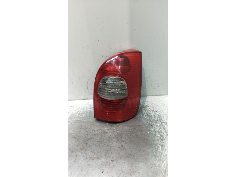 Recambio de piloto trasero derecho para citroën xsara picasso (n68) 1.6 referencia OEM IAM   