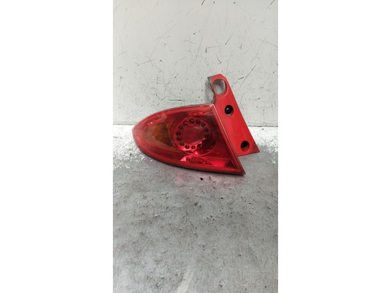 Recambio de piloto trasero izquierdo para seat leon (1p1) 1.6 referencia OEM IAM   