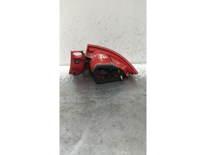 Recambio de piloto trasero izquierdo para seat leon (1p1) 1.6 referencia OEM IAM   