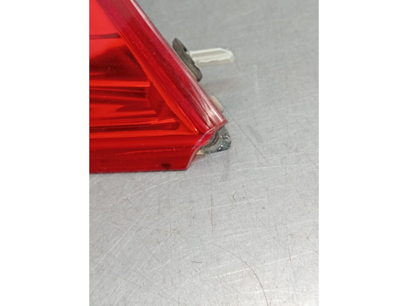 Recambio de piloto trasero derecho para renault laguna iii (bt0/1) 2.0 16v (bt05, bt0f, bt0w) referencia OEM IAM 89071497 265500