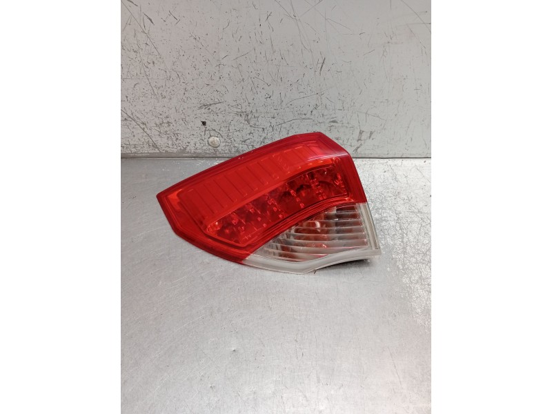 Recambio de piloto trasero izquierdo para renault laguna iii (bt0/1) 2.0 16v (bt05, bt0f, bt0w) referencia OEM IAM   