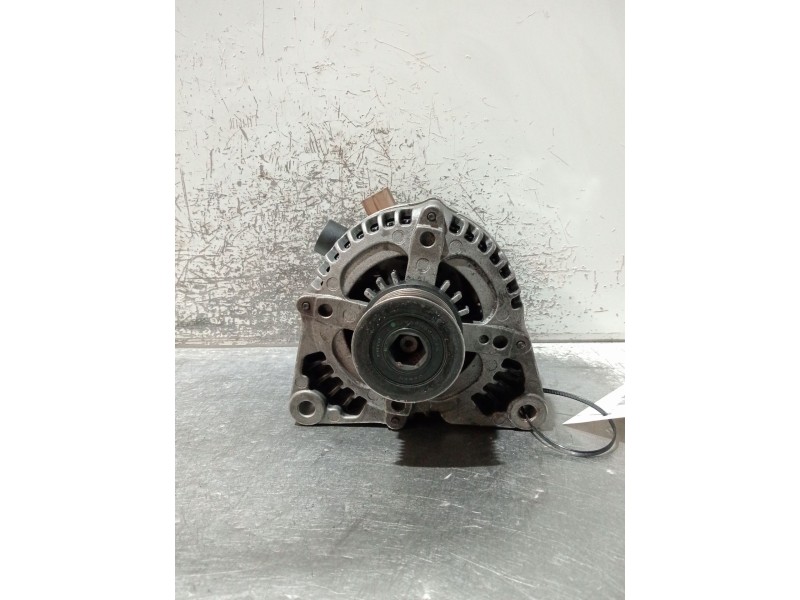 Recambio de alternador para ford focus ii descapotable 2.0 tdci referencia OEM IAM 0986049171  